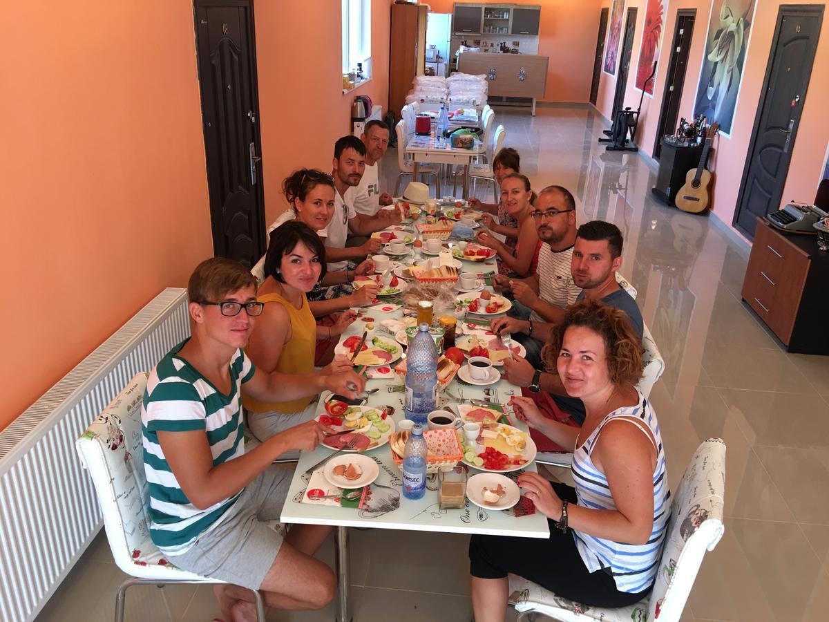 Hostel Denisa Μπουζάου Εξωτερικό φωτογραφία