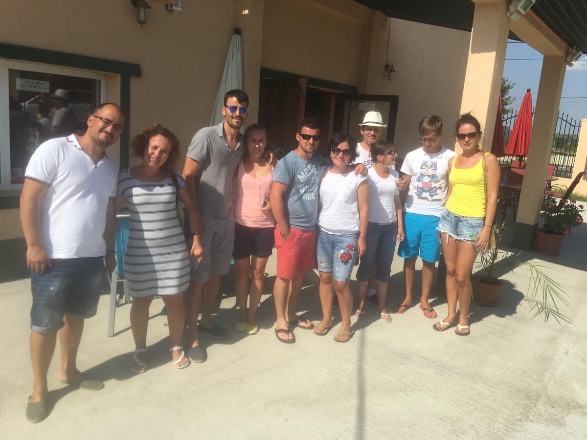 Hostel Denisa Μπουζάου Εξωτερικό φωτογραφία
