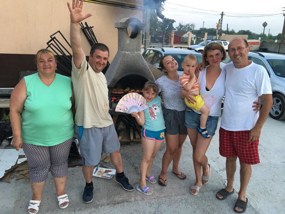 Hostel Denisa Μπουζάου Εξωτερικό φωτογραφία